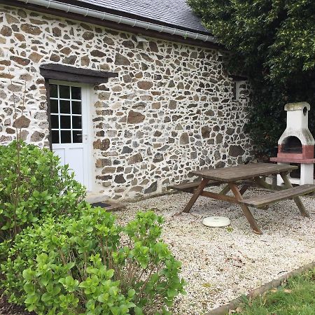 Gites Au Clos Du Lit Saint-Aaron Kültér fotó