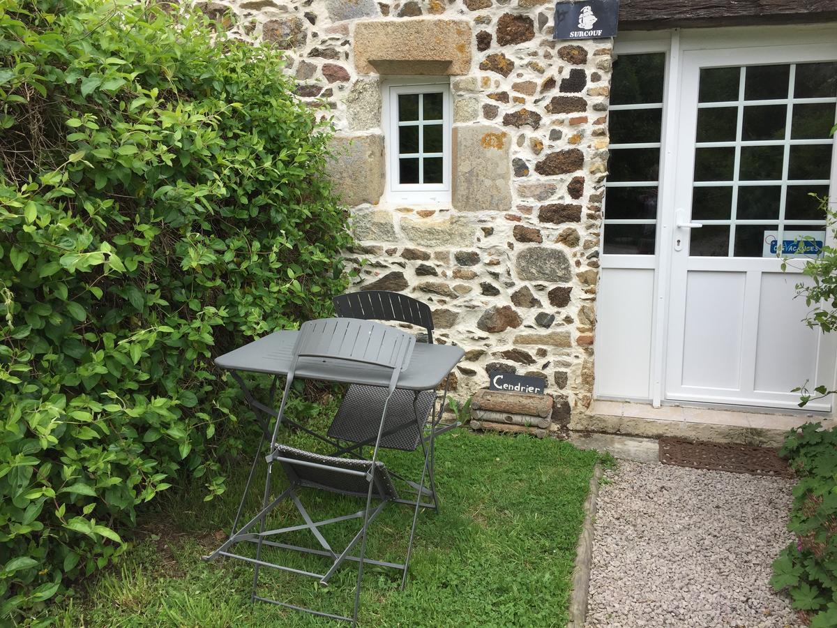 Gites Au Clos Du Lit Saint-Aaron Kültér fotó