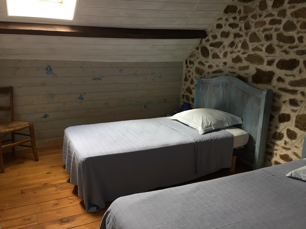 Gites Au Clos Du Lit Saint-Aaron Kültér fotó